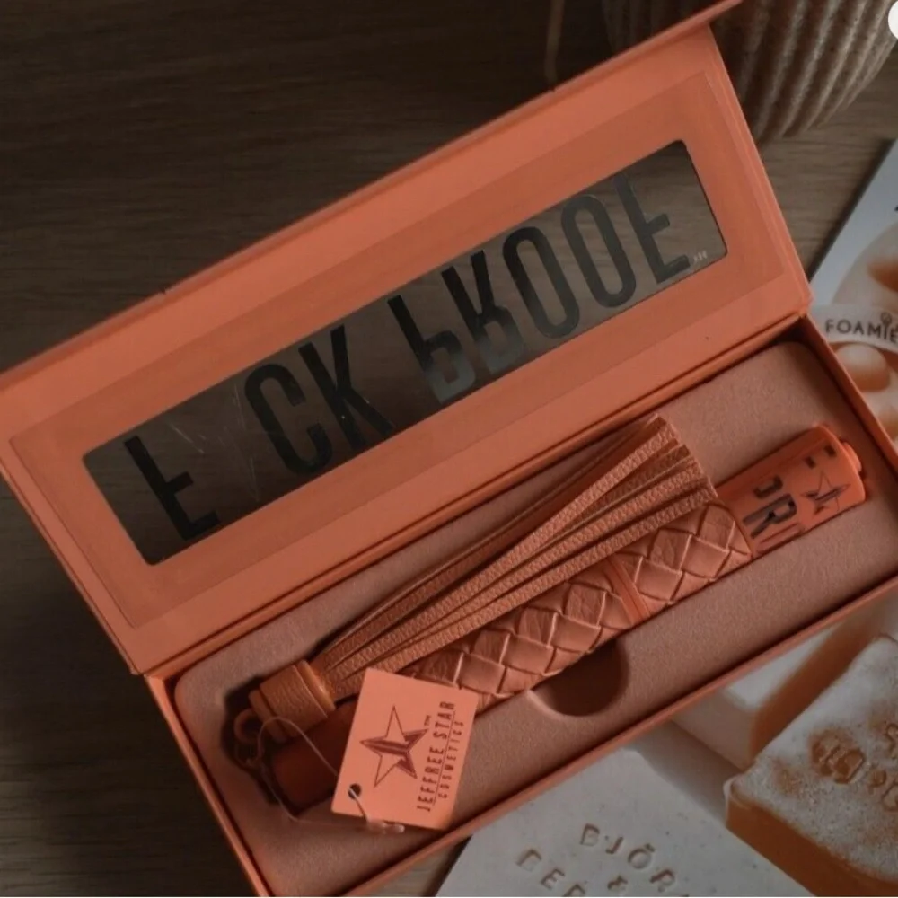 JEFFREE STAR COSMETICS CORAL F*ck Proof MASCARA PRICKED Orange-Pink COSPLAY NEW!